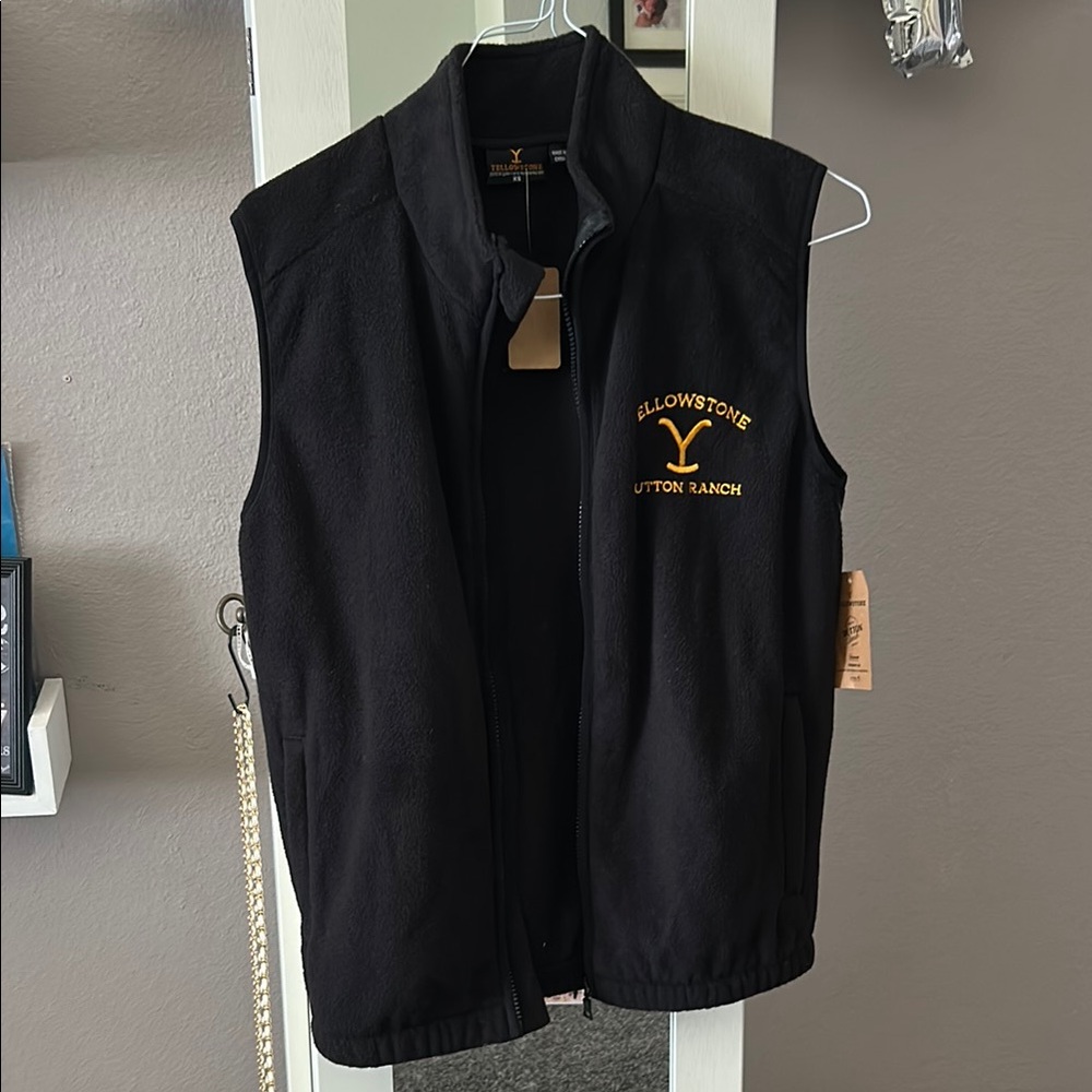 Yellow stone soft warm zip up Black Vest
